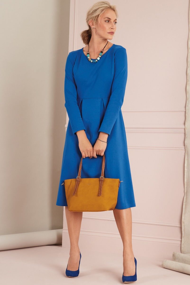 Blue dress outlet with yellow accessories