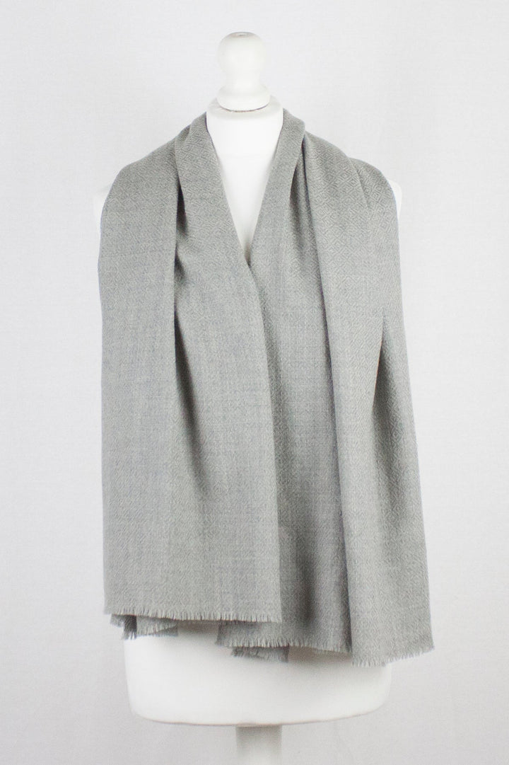 Diamond Weave Merino Wool Scarf - Ice Grey-3