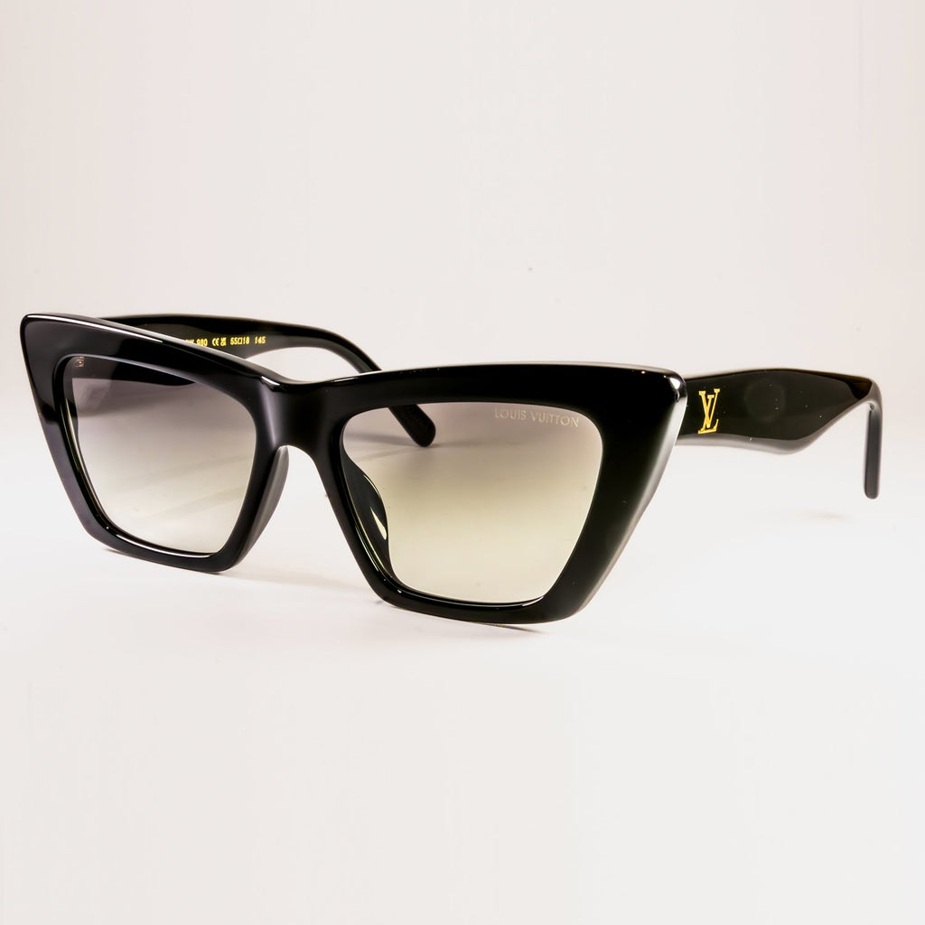 Z1723E
LV Fame Cat Eye Sunglasses Louis Vuitton LV Fame Cat Eye Z1723W Acetate Sunglasses  main image 3