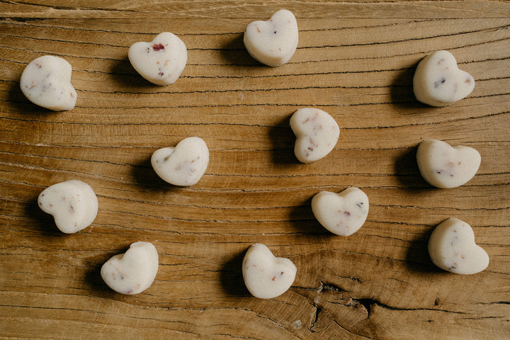 Rose Geranium, Lavender, Ylang Ylang & Vetiver Aromatherapy Naturally Scented Wax Melts with Rose petals-3