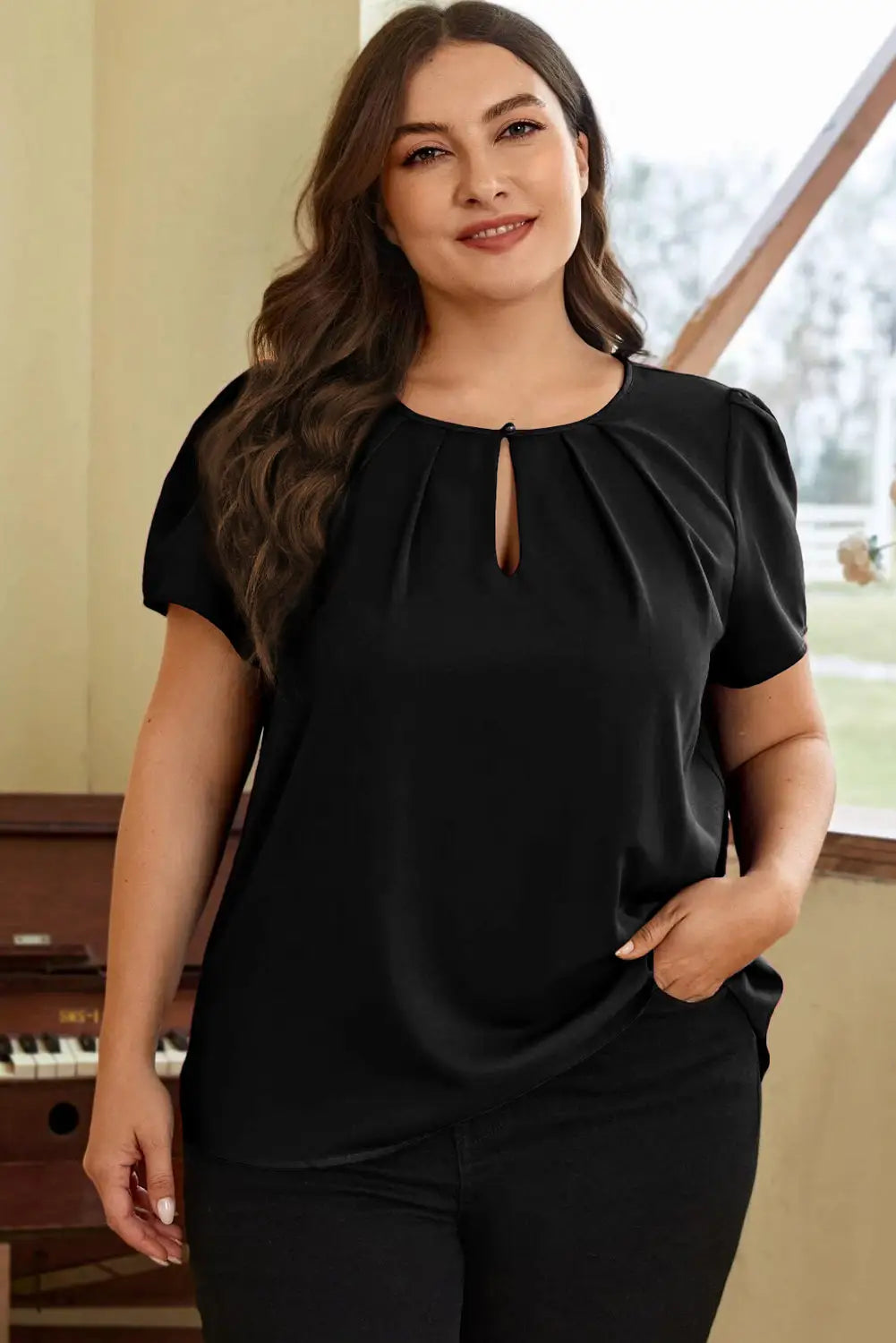 Black Keyhole Pleated Plus Size T Shirt-2