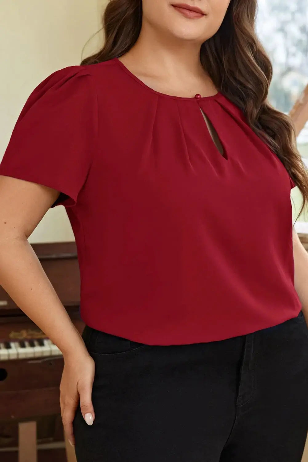 Red Dahlia Keyhole Pleated Crew Neck Plus Size T Shirt-2