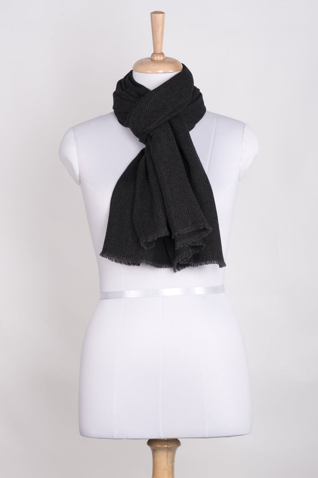 Diamond Weave Two Tone Woollen Scarf - Charcoal-1