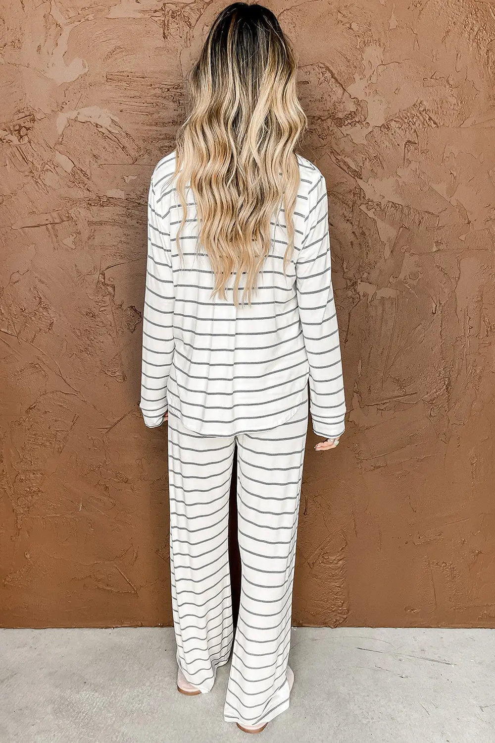 Striped Print Long Sleeve and Pants Pajamas Set-1